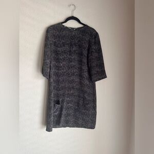 Equipment Femme Aubrey 100% silk Dress